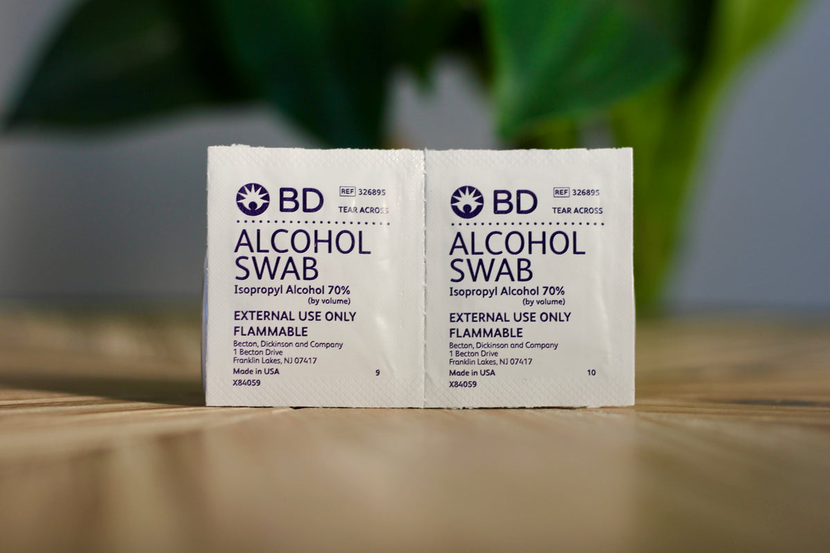 BD 70 percent isopropyl alcohol swabs for skin preparation