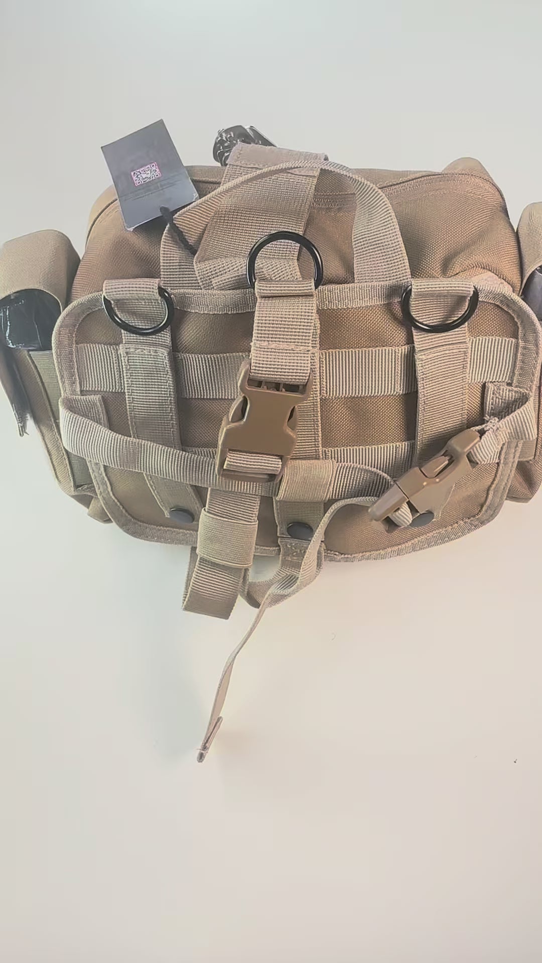 BP2T Police2Bag rear attachment straps showing the horizontal and vertical strap system for secure vehicle headrest mounting.